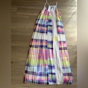 Bar III Flowing watercolor effect Pleated Maxi Dress Size Medium